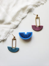 Load image into Gallery viewer, Half Circle Fan Polymer Clay Cutter