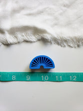 Load image into Gallery viewer, Half Circle Fan Polymer Clay Cutter