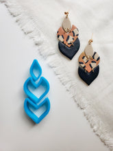Load image into Gallery viewer, Leaf Trio Set | Floral Clay Cutter Set