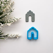 Load image into Gallery viewer, Thalia Arch | Clay Cutter | Scallop Arch