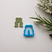 Load image into Gallery viewer, Denim Arch | Basics Clay Cutter |