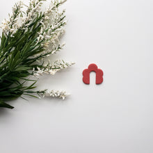 Load image into Gallery viewer, Fiona Arch | Clay Cutter | Scallop Arch