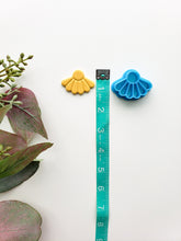 Load image into Gallery viewer, Half Daisy | Floral Clay Cutter