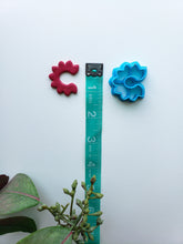 Load image into Gallery viewer, Sunflower Hoop | Fall Clay Cutter