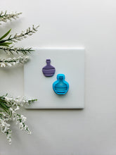 Load image into Gallery viewer, Potion Bottle | Fall Clay Cutter