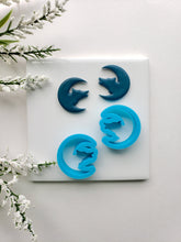 Load image into Gallery viewer, Howling Wolf Set | Fall Clay Cutter