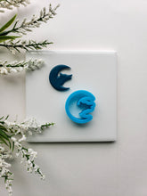 Load image into Gallery viewer, Howling Wolf Set | Fall Clay Cutter