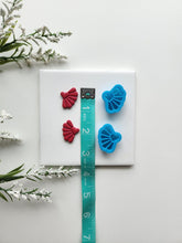 Load image into Gallery viewer, Heart Fan Set | Valentine Clay Cutter
