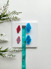 Load image into Gallery viewer, Scallop Fan Set | Valentine Clay Cutter