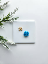 Load image into Gallery viewer, Bizzy Bee Stud Pack | Easter Clay Cutter