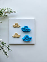 Load image into Gallery viewer, Floppy Hat Set | Garden Clay Cutter