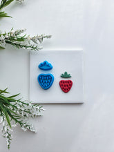 Load image into Gallery viewer, Strawb & Leaf Set | Fruit Polymer Clay Cutter