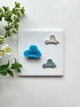 Load image into Gallery viewer, Traveling Bug | Beach Polymer Clay Cutter