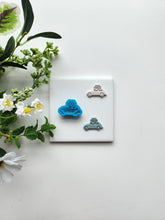 Load image into Gallery viewer, Traveling Bug | Beach Polymer Clay Cutter