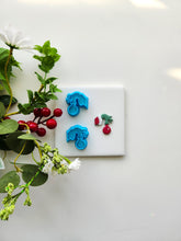 Load image into Gallery viewer, Snowglobe Shelf | Christmas Polymer Clay Cutter