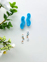 Load image into Gallery viewer, Squiggle Set | Organic Polymer Clay Cutter