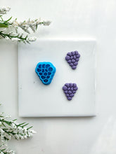 Load image into Gallery viewer, Grape Bunch | Fruit Polymer Clay Cutter
