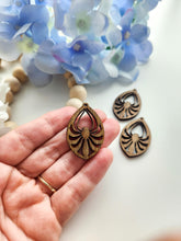 Load image into Gallery viewer, Archie | Wood Earring Blank | Wood Findings
